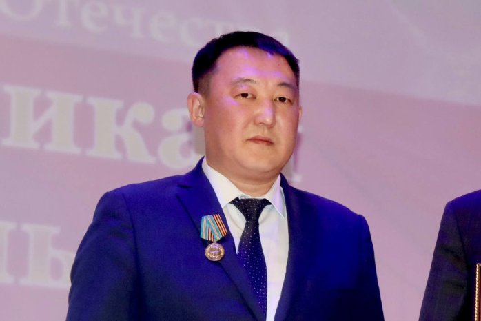 photo_5316902134010211197_y