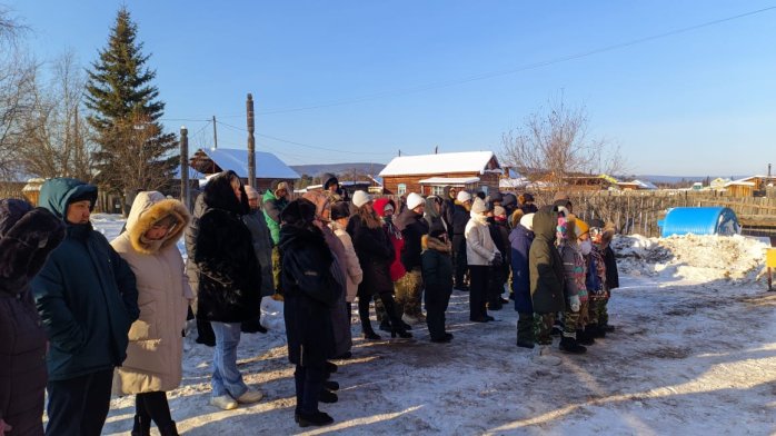 4dc4a3e4-d35c-40d8-a3d9-4caf5467eb20