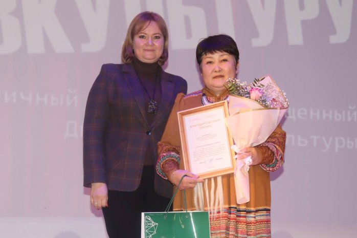 photo_5409135083518029637_y_1