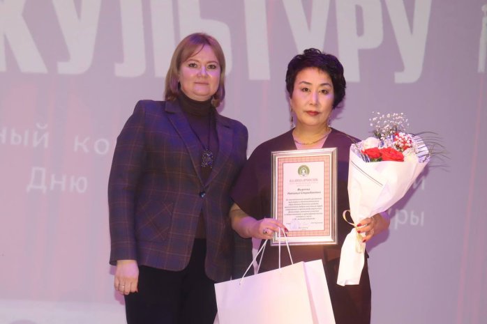 photo_5409135083518029638_y_1