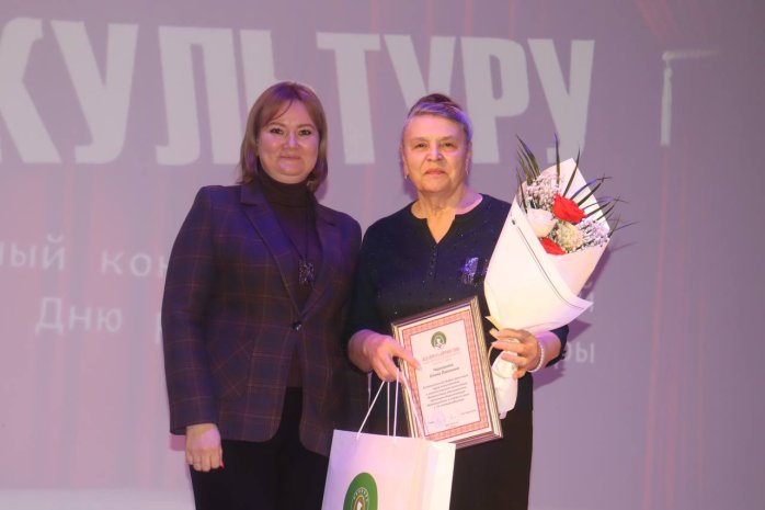 photo_5409135083518029642_y_1