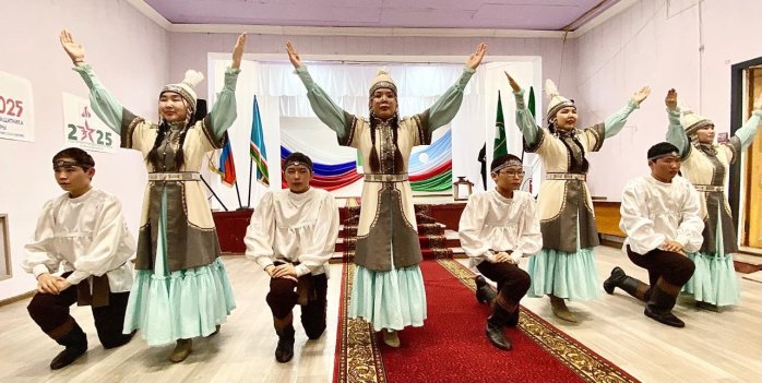 photo_5453880177361808260_x